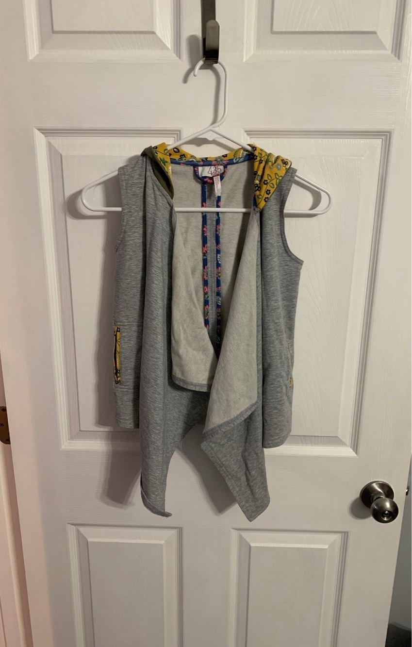 Matilda Jane 435 Fork In The Road Vest with Hood Size 8